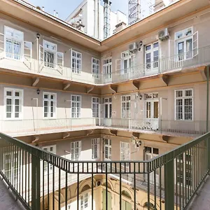 Leda's Next To The Danube And Fashion Street Appartamento Budapest